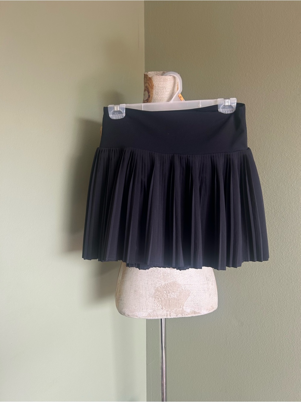 Joy Lab Women’s Black Pleated Tennis Pickleball Skort Sz M